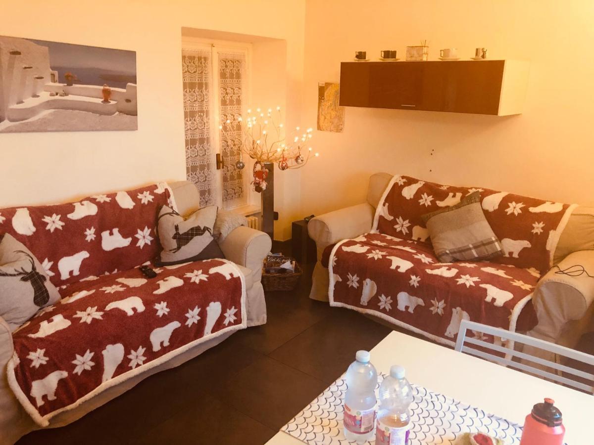 Ficarra Apartments Mezzegra Esterno foto